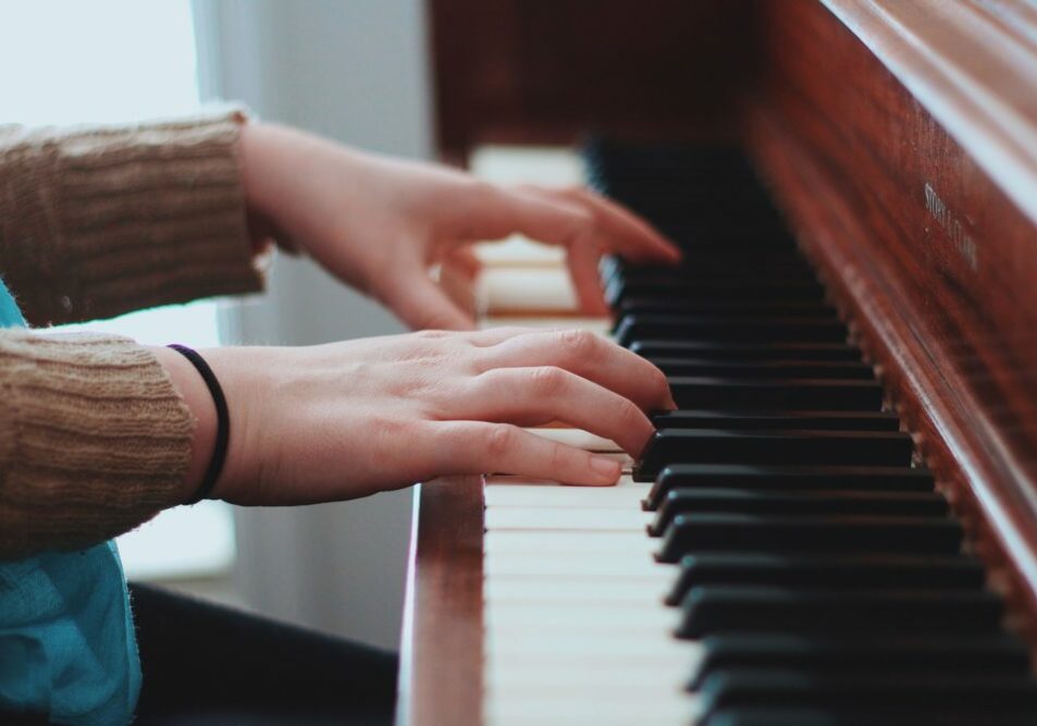 piano - Photo by Elijah Henderson on Unsplash